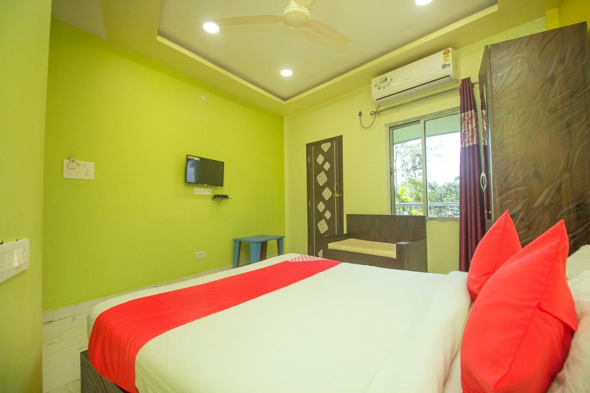 Hotel O Resort Green Wave Lataguri Exterior photo